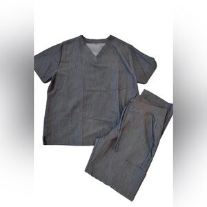 Mandala Womens Grey  Scrubs 2 PC Set  Sz. Med SS Cargo V Neck Straight Leg